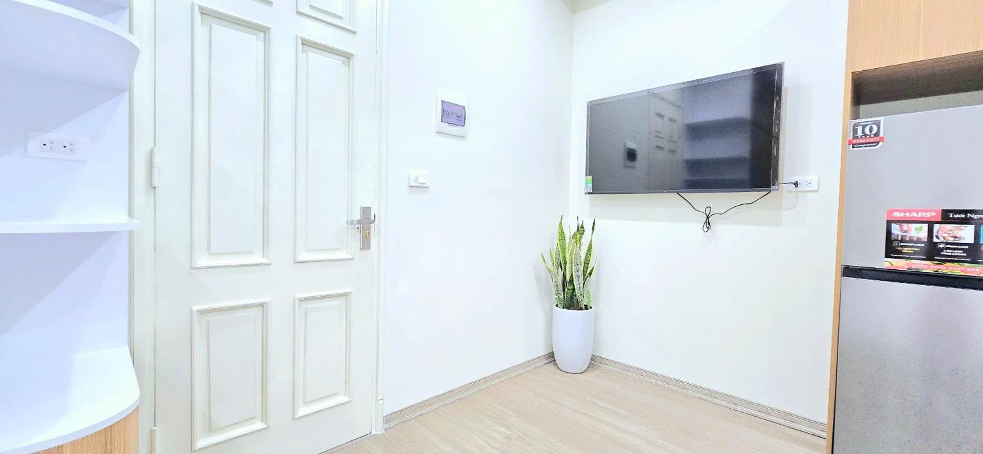 Westlake Serene Apartment Hanoi